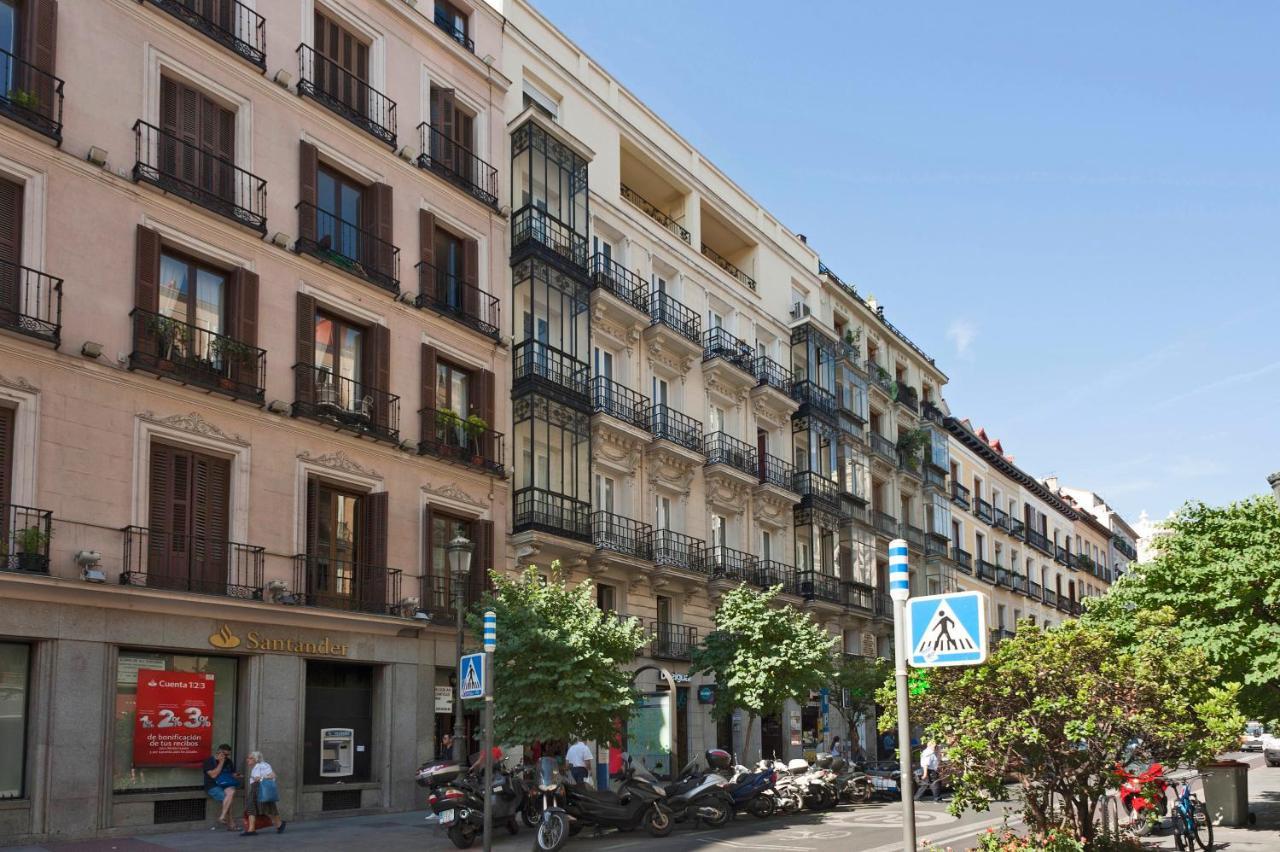 Plaza Mayor Lägenhet Madrid Exteriör bild